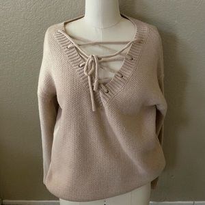 V neck tie sweater   2 for $10✨